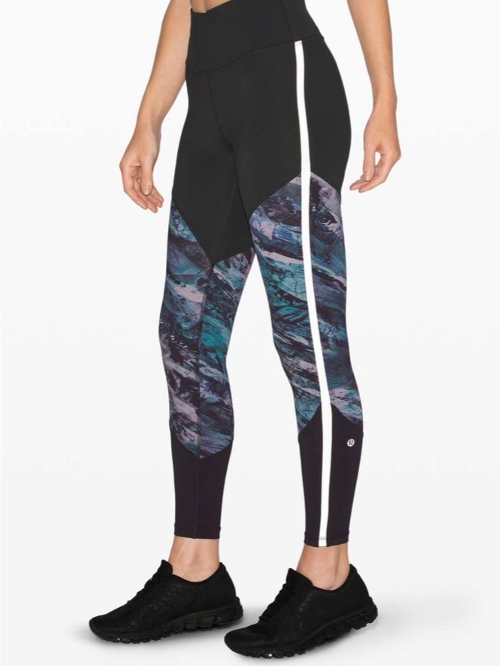 Lululemon Run to Reset Tight 25" leggings in"Black Frozen Island Multi" colorway